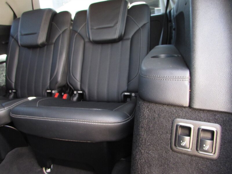 Used 2014 Mercedes-Benz GL 450 4MATIC image 14