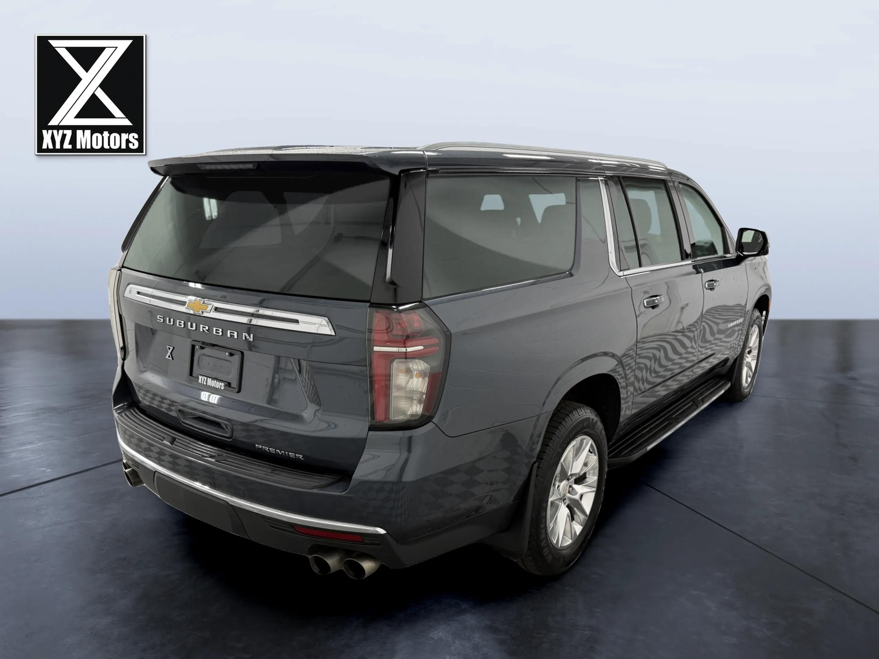 Used 2021 Chevrolet Suburban Premier w/ Premium Package AWD/4WD image 6
