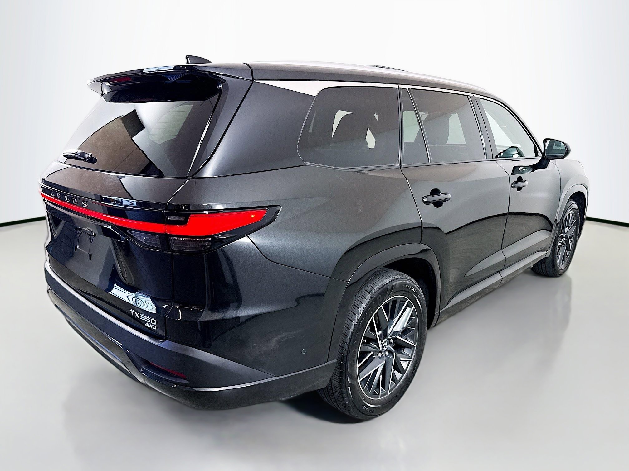 Used 2025 Lexus TX 350 AWD w/ Technology Package image 7