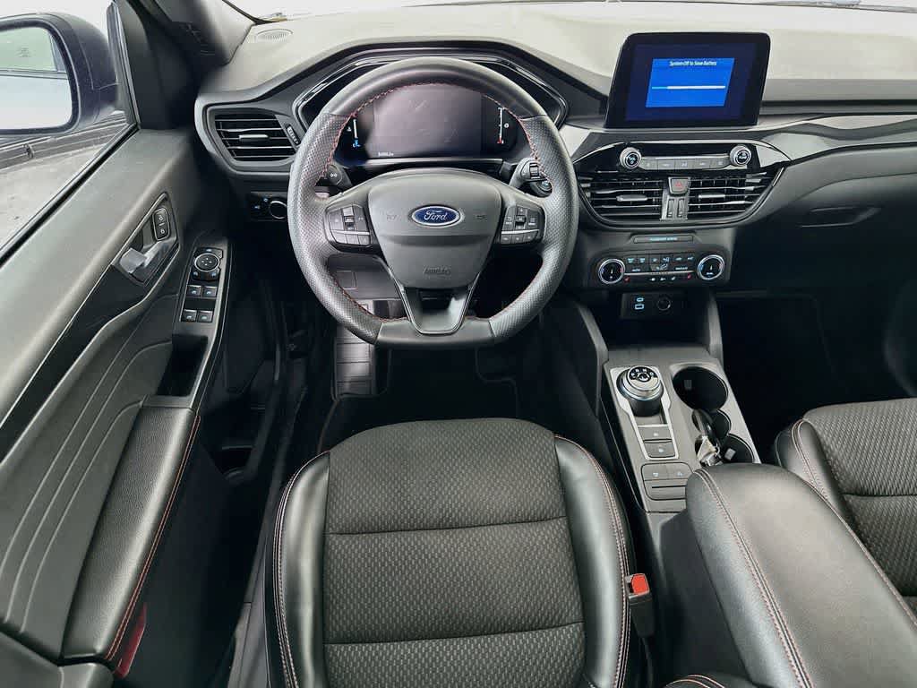 Used 2023 Ford Escape ST-Line AWD/4WD image 10