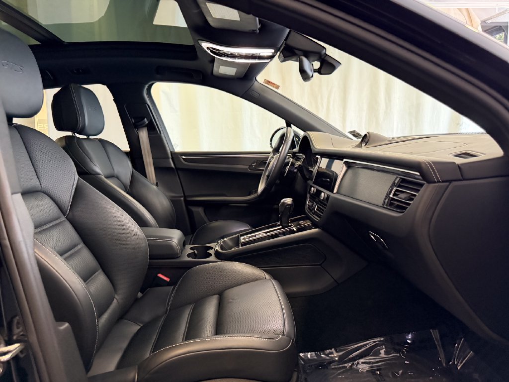 Certified 2023 Porsche Macan GTS AWD/4WD image 16