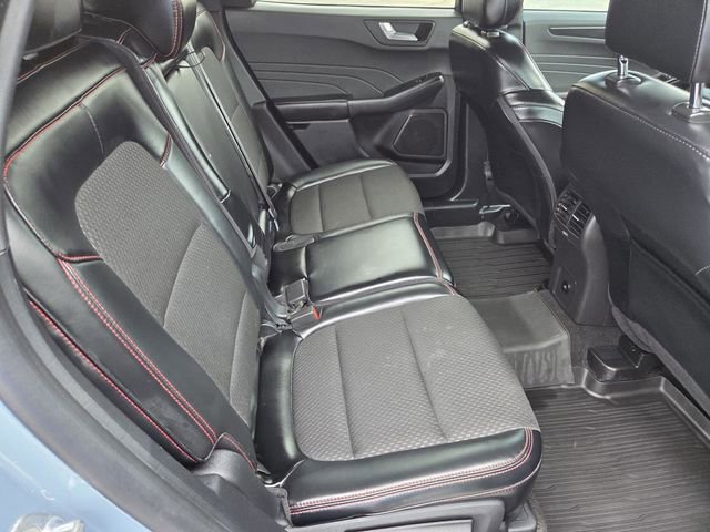 Used 2025 Ford Escape ST-Line w/ Tech Pack #1 FWD image 30