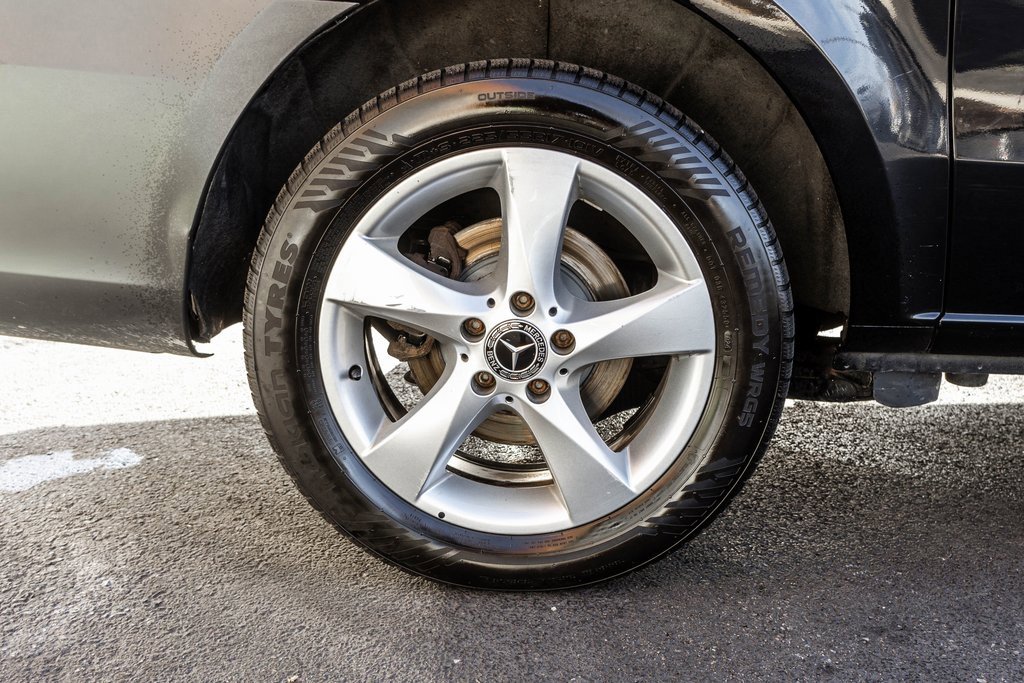 Used 2020 Mercedes-Benz Metris Passenger image 32