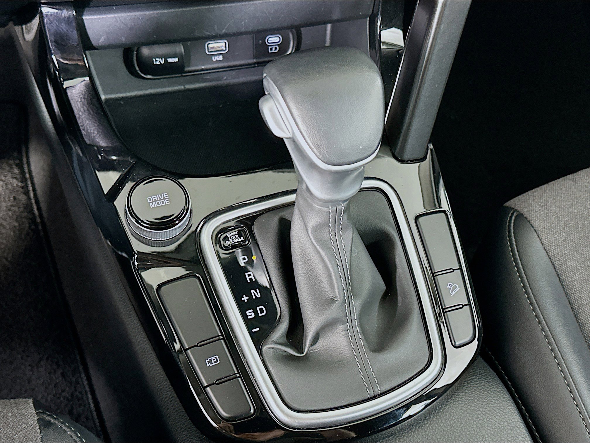 Used 2025 Kia Seltos S image 25