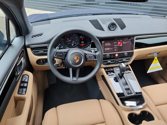 New 2026 Porsche Macan AWD/4WD image 18