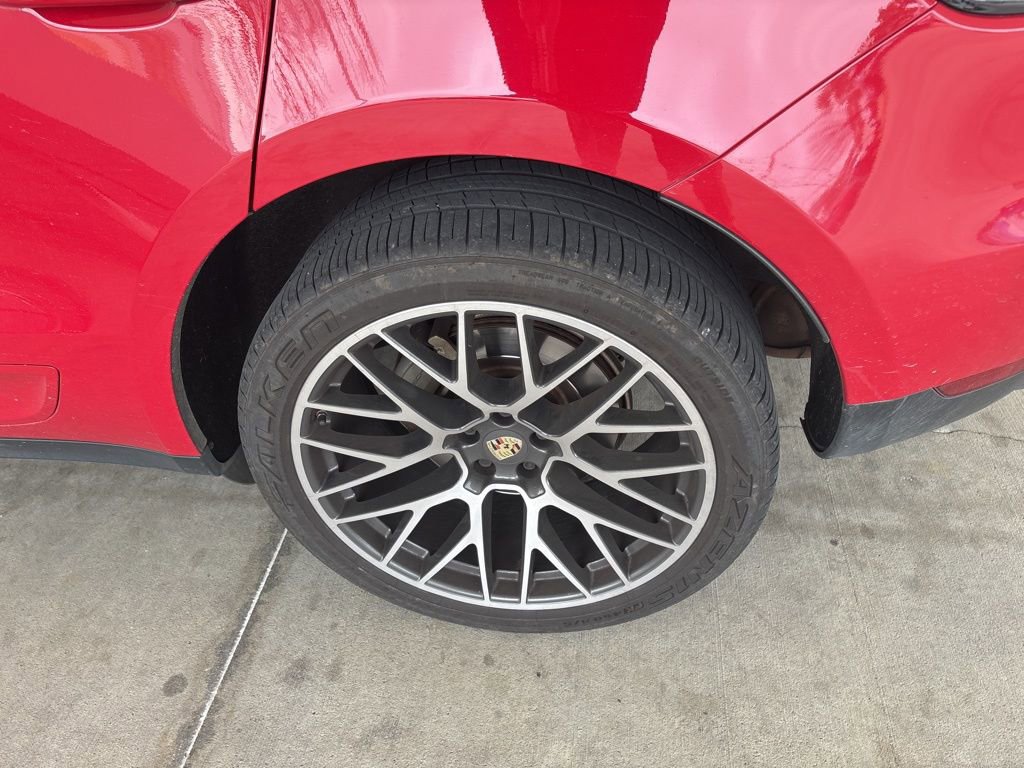 Used 2020 Porsche Macan S image 11