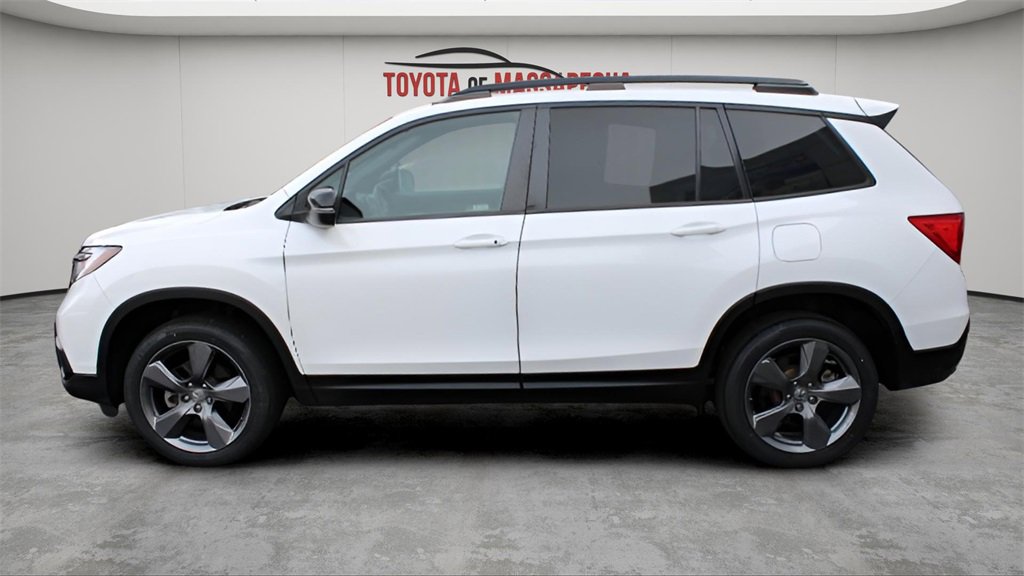 Used 2021 Honda Passport Touring image 2