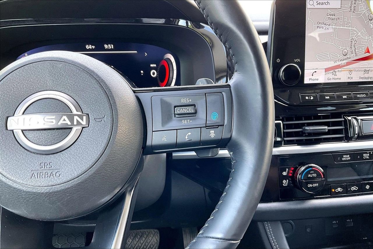 Used 2023 Nissan Pathfinder Platinum image 33