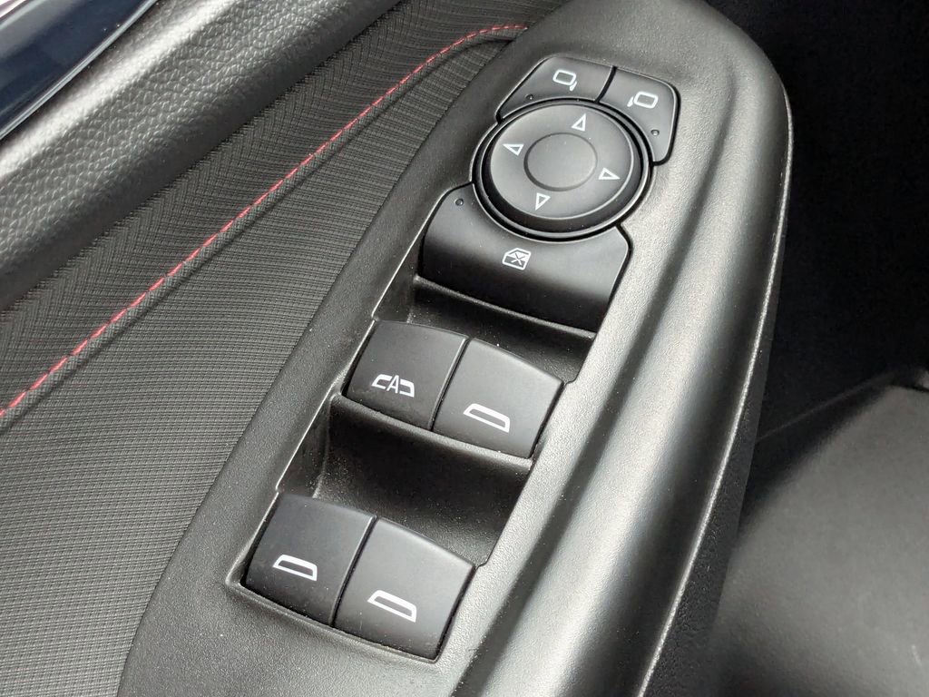 Used 2021 Chevrolet TrailBlazer RS AWD/4WD image 27