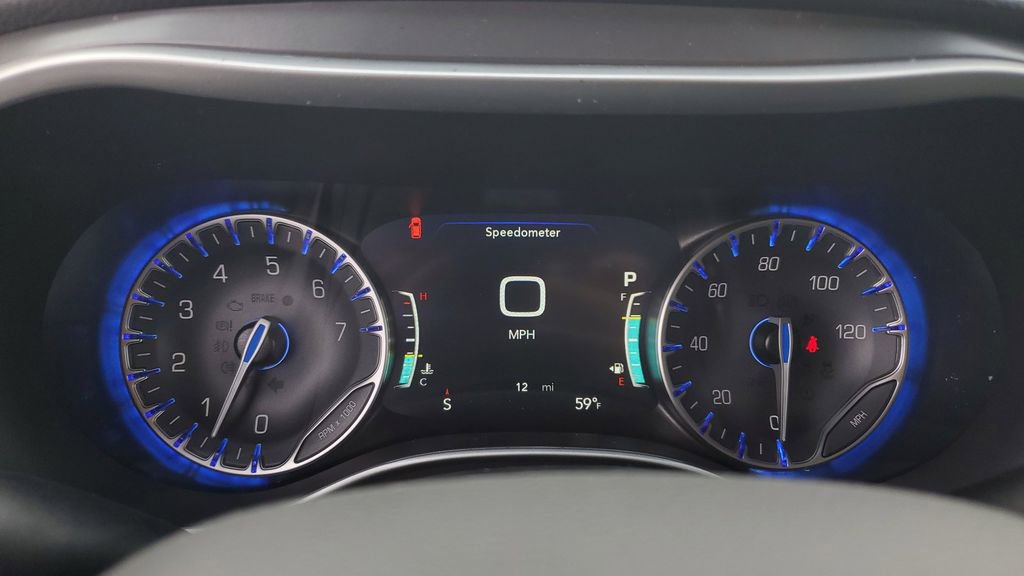 New 2026 Chrysler Pacifica Select image 30