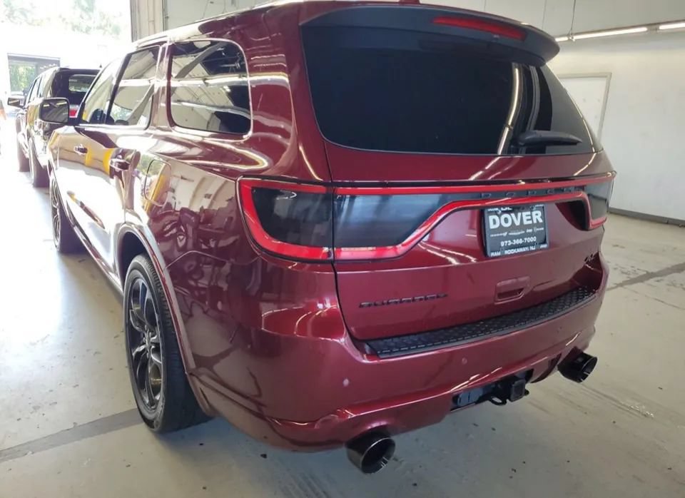 Used 2022 Dodge Durango R/T w/ Blacktop Package AWD/4WD image 2