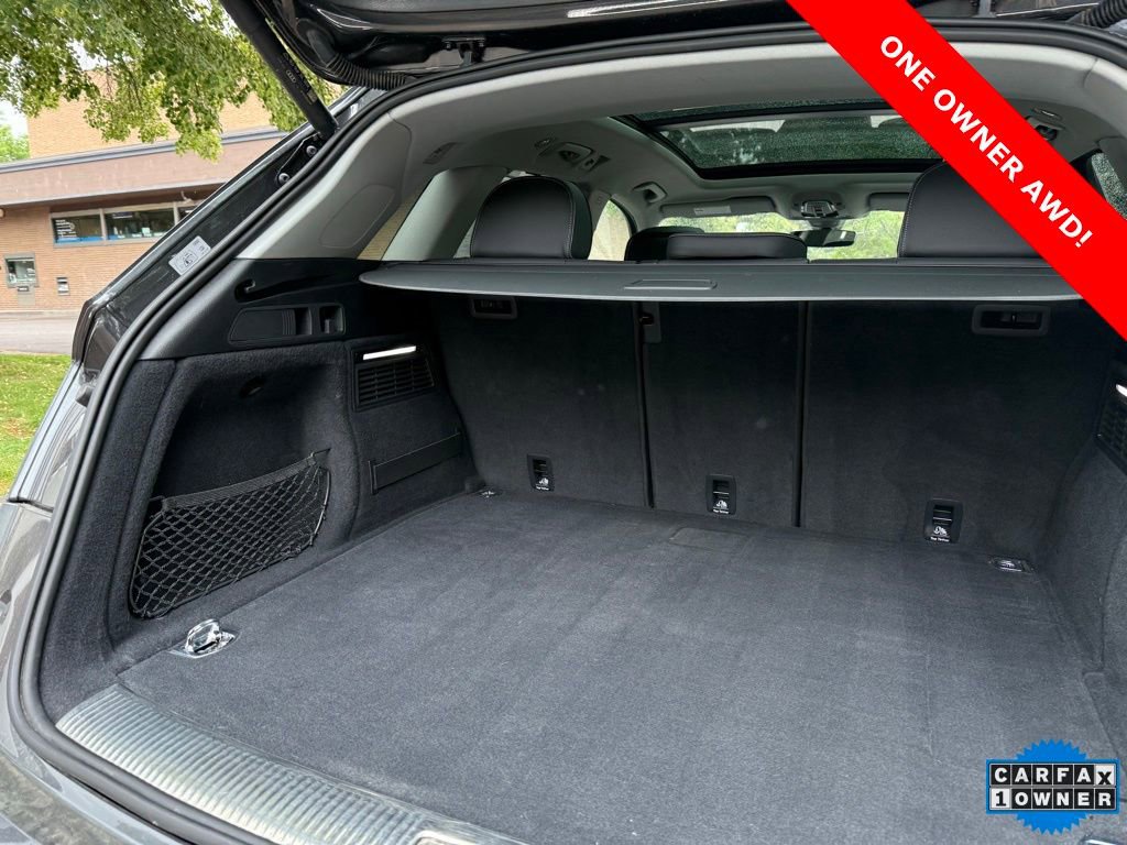 Used 2021 Audi Q5 e Prestige w/ Prestige Package image 36