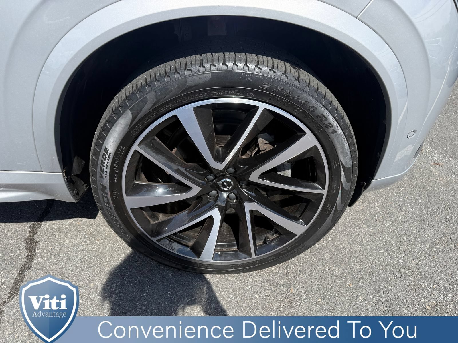 Certified 2023 Volvo XC90 B6 Plus w/ Protection Package Premier AWD/4WD image 15