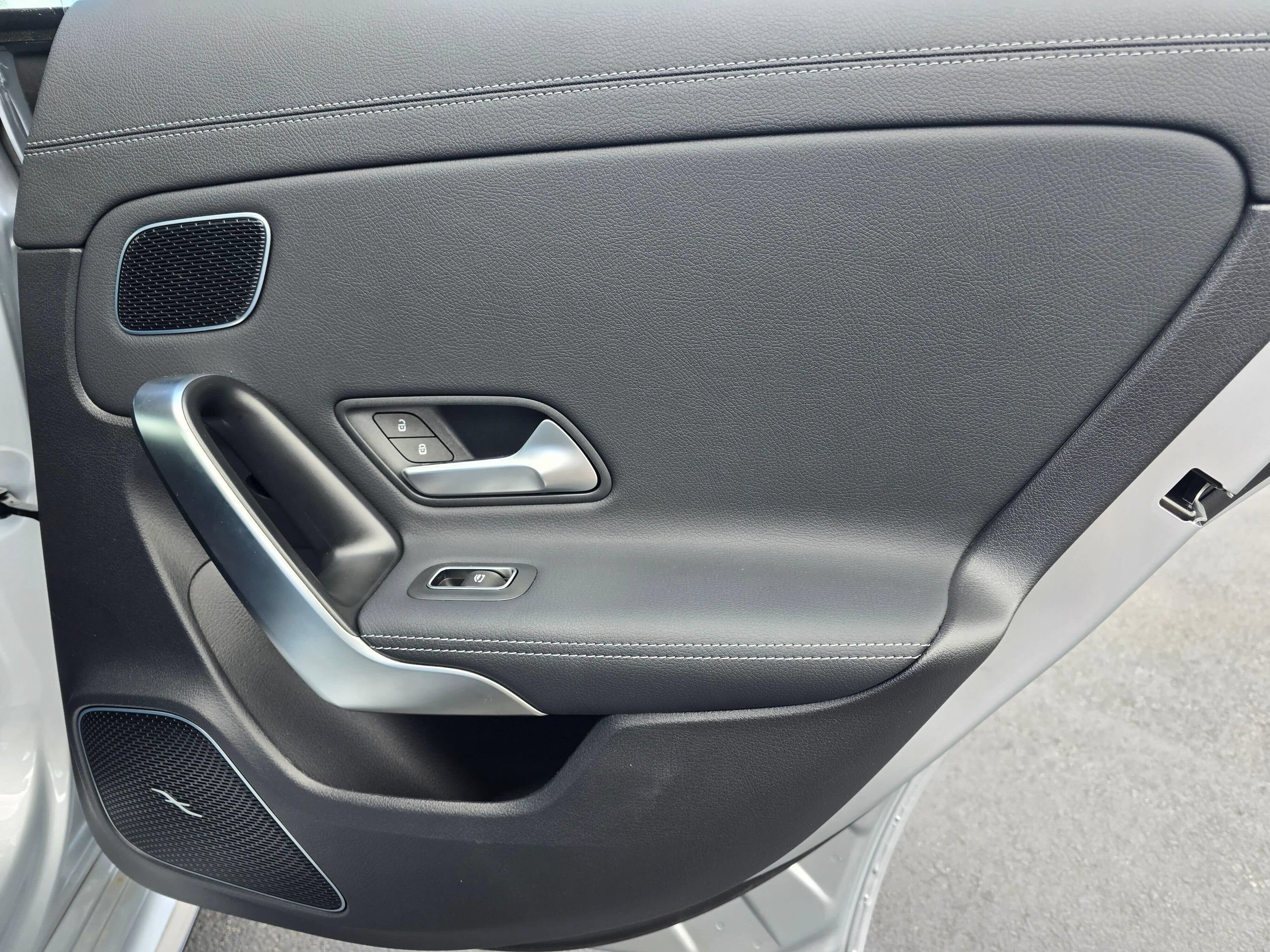 Used 2025 Mercedes-Benz CLA 35 AMG 4MATIC image 23