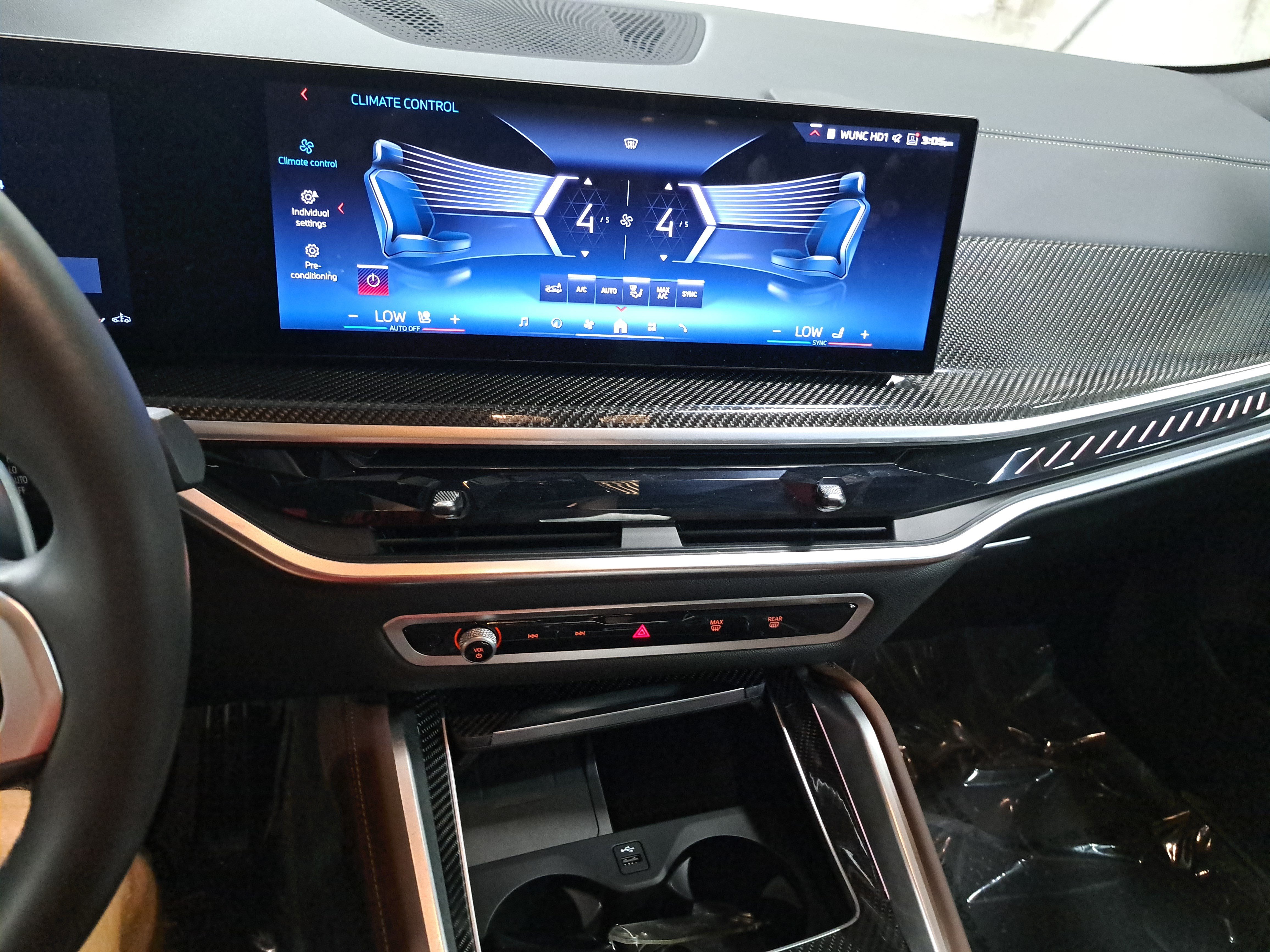 Certified 2026 BMW X6 M60i AWD/4WD image 21
