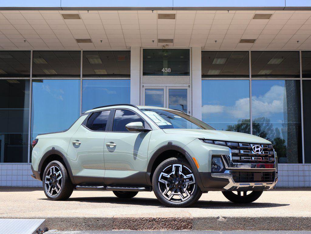 New 2025 Hyundai Santa Cruz Limited AWD/4WD image 1