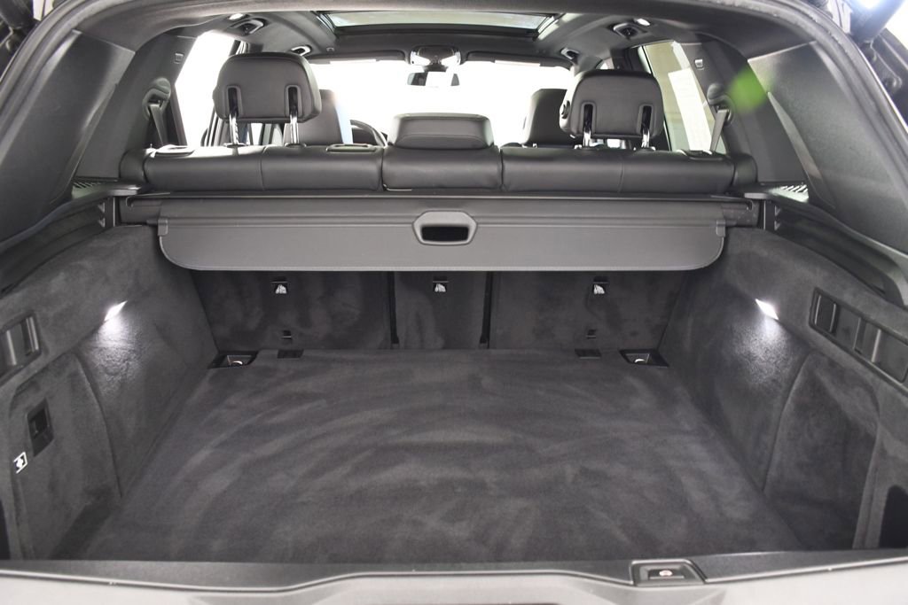 Used 2021 BMW X5 xDrive40i w/ Premium Package image 24