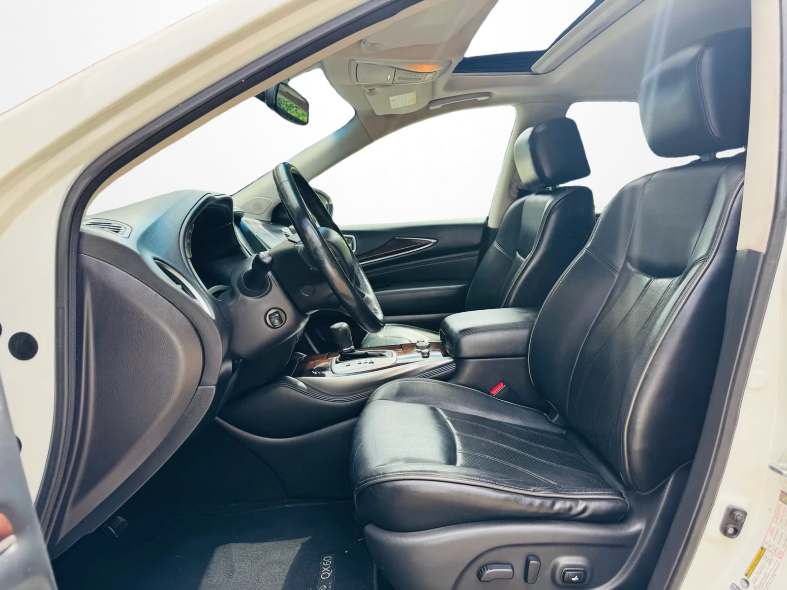 Used 2015 INFINITI QX60 Luxe AWD/4WD image 9