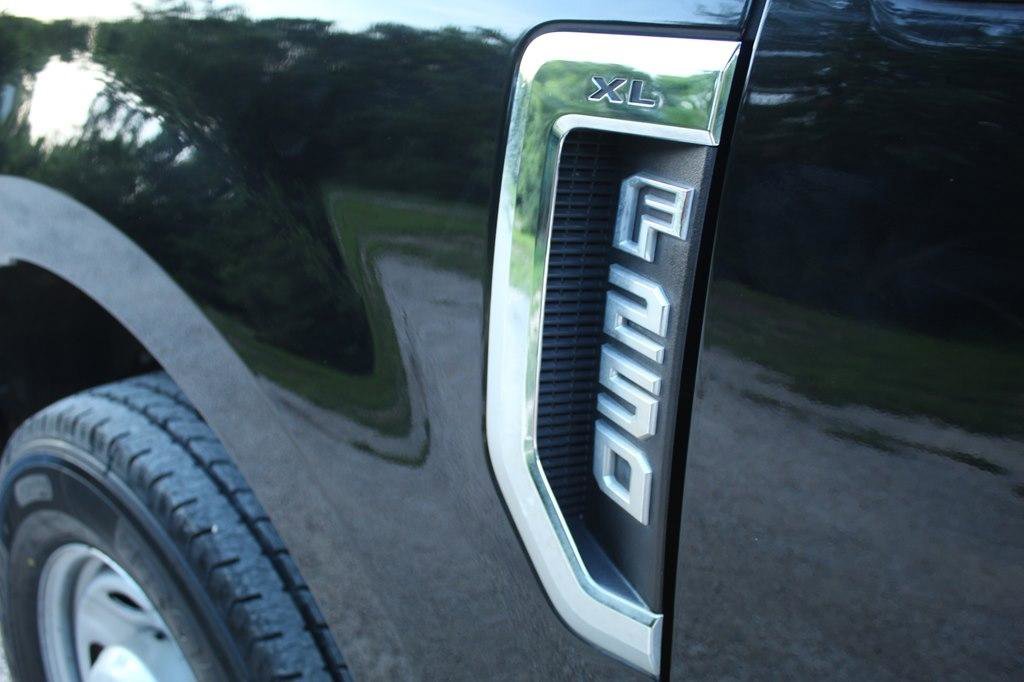 Used 2020 Ford F250 XL image 9