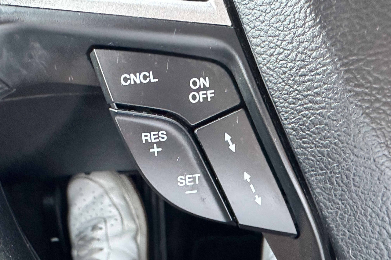 Used 2019 Ford Fusion SE image 21