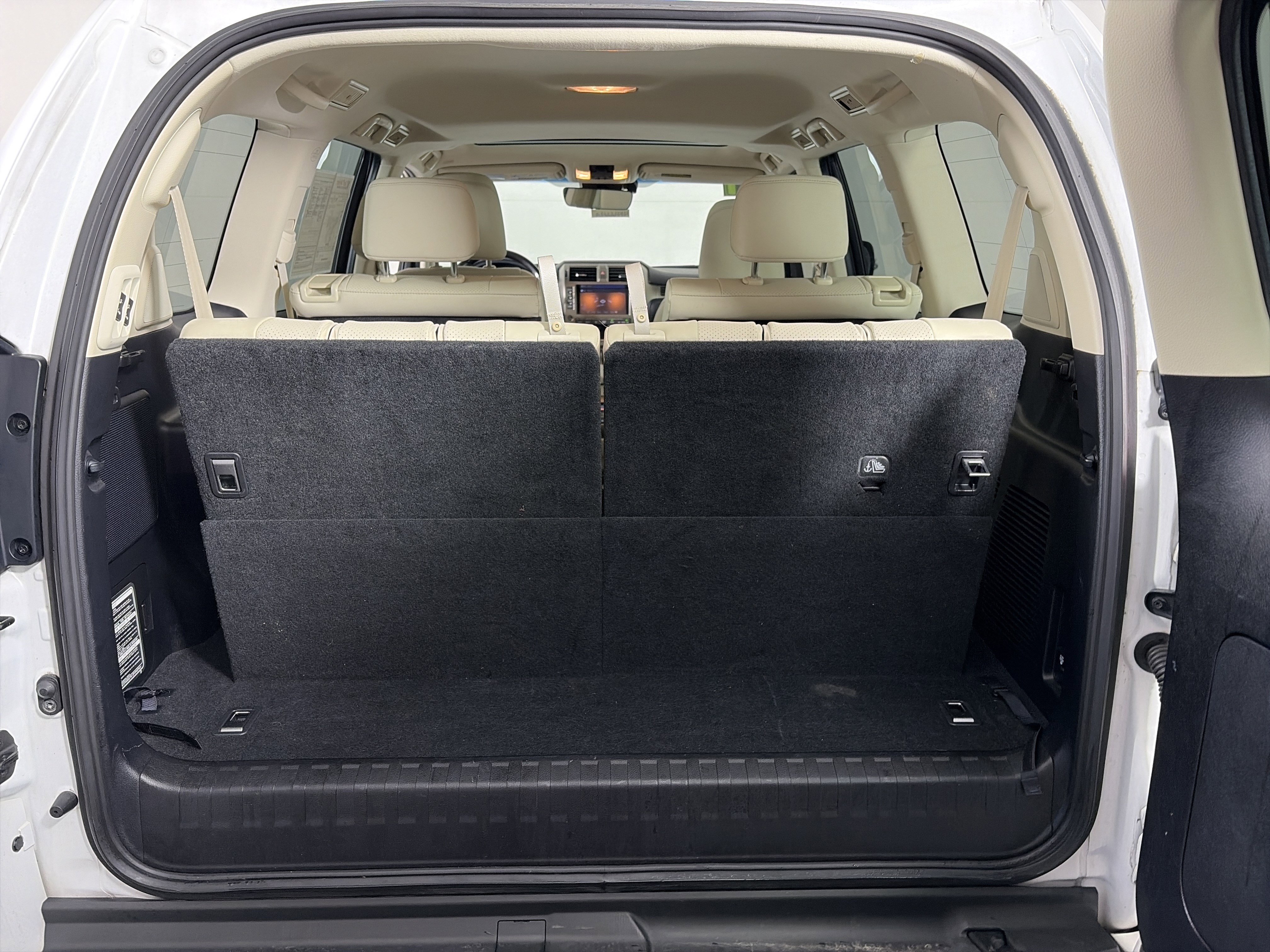 Used 2021 Lexus GX 460 Luxury w/ Sport Design Package image 20