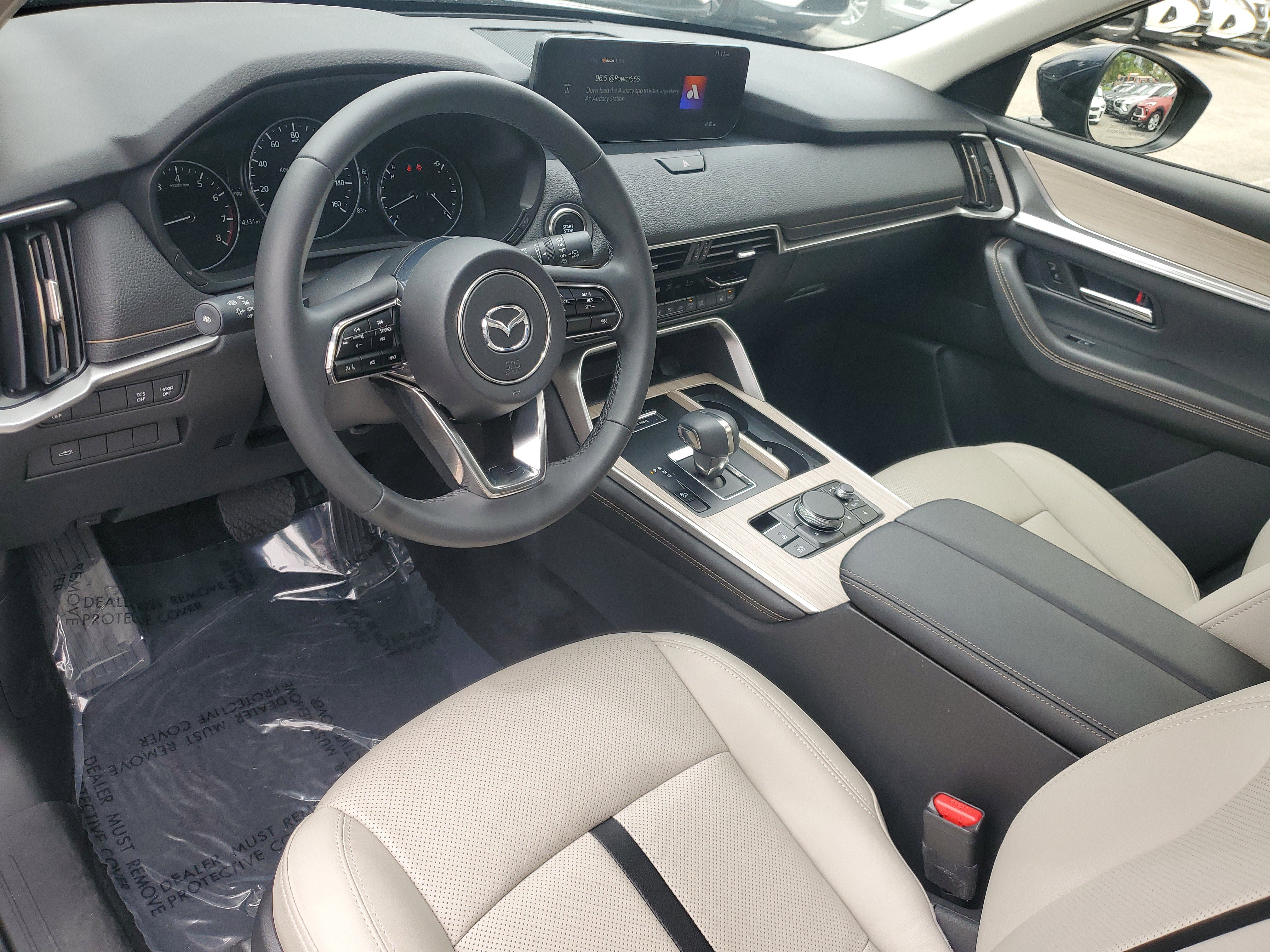 Used 2024 MAZDA CX-90 3.3 Turbo w/ Preferred Package image 7