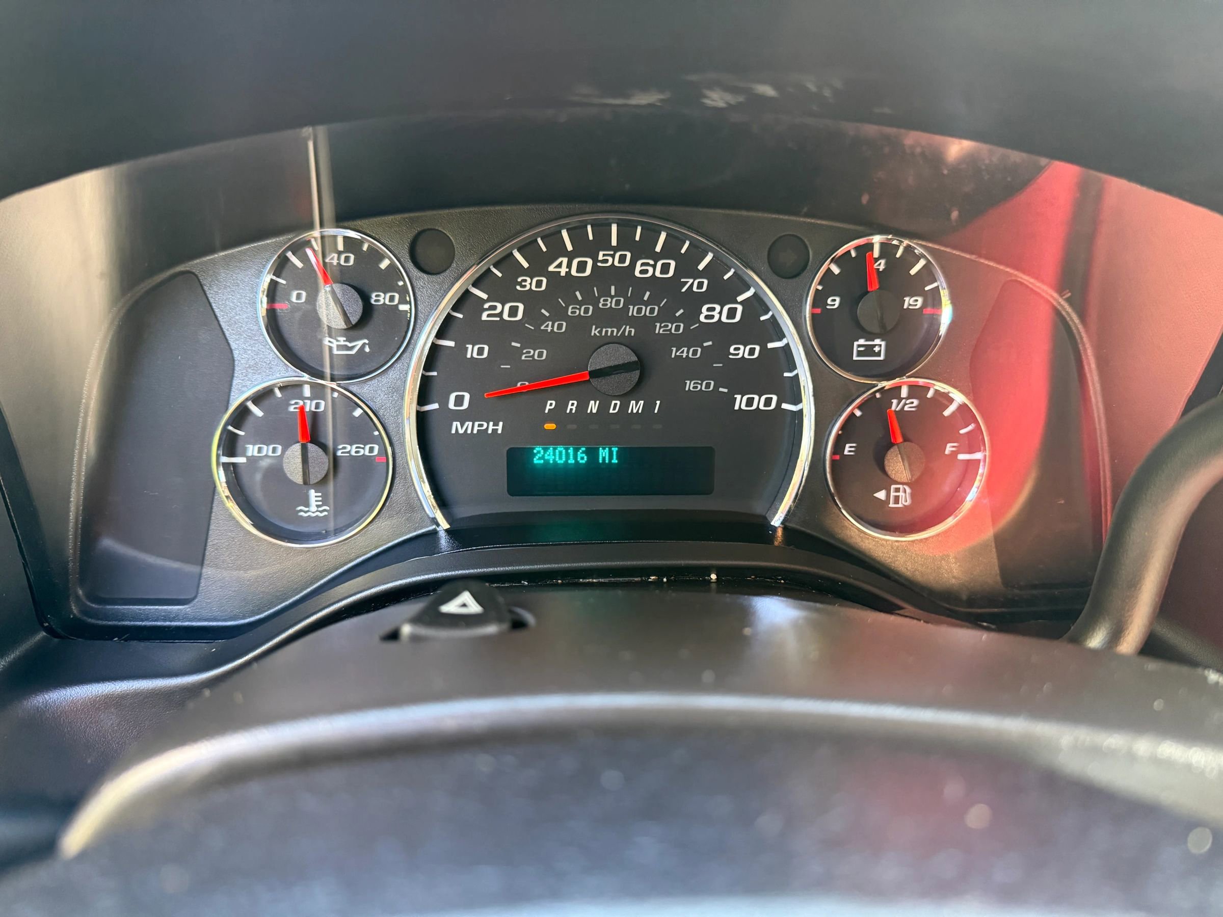 Used 2015 Chevrolet Express 2500 image 29