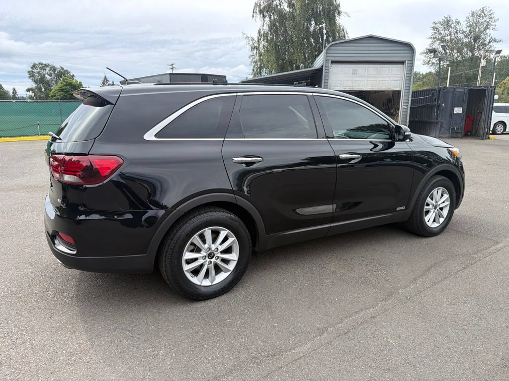 Used 2019 Kia Sorento AWD V6 image 6
