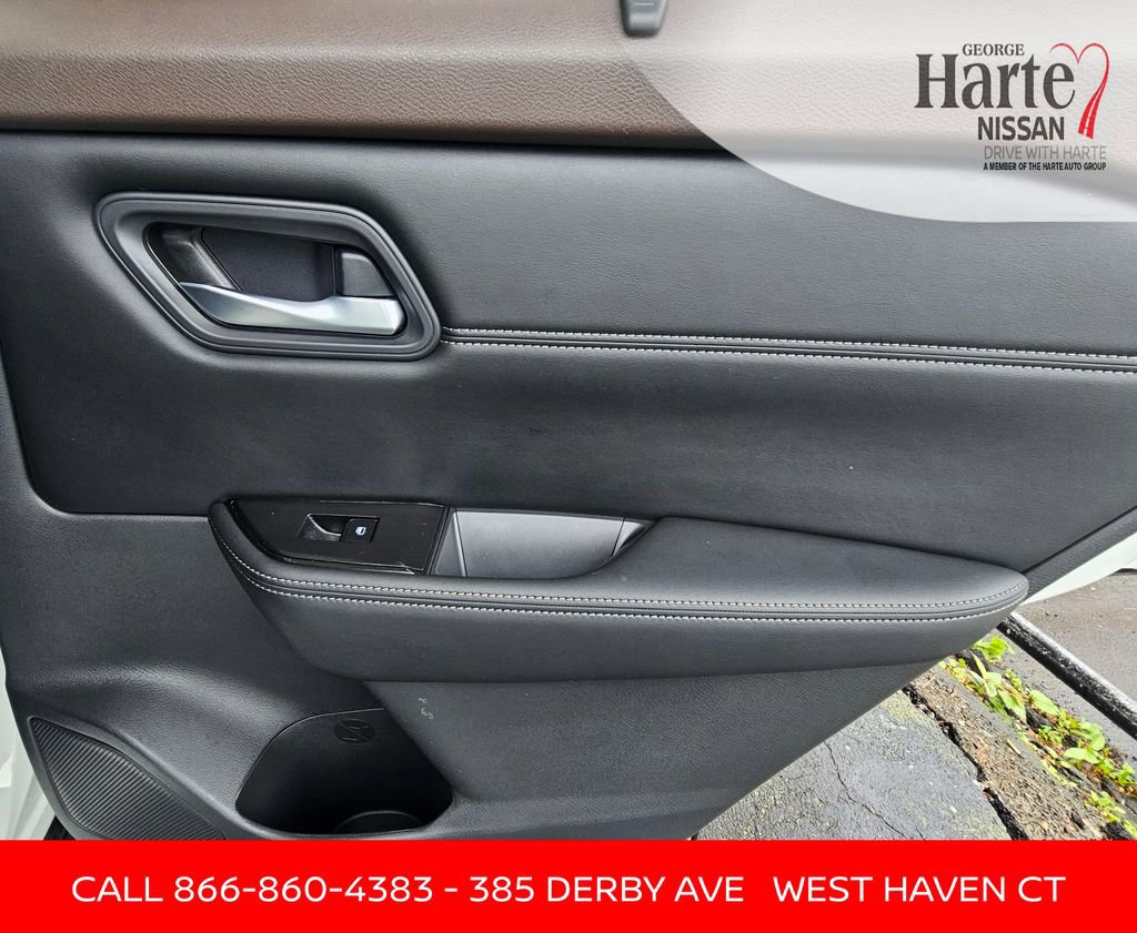 Certified 2022 Nissan Rogue SV w/ SV Premium Package image 47