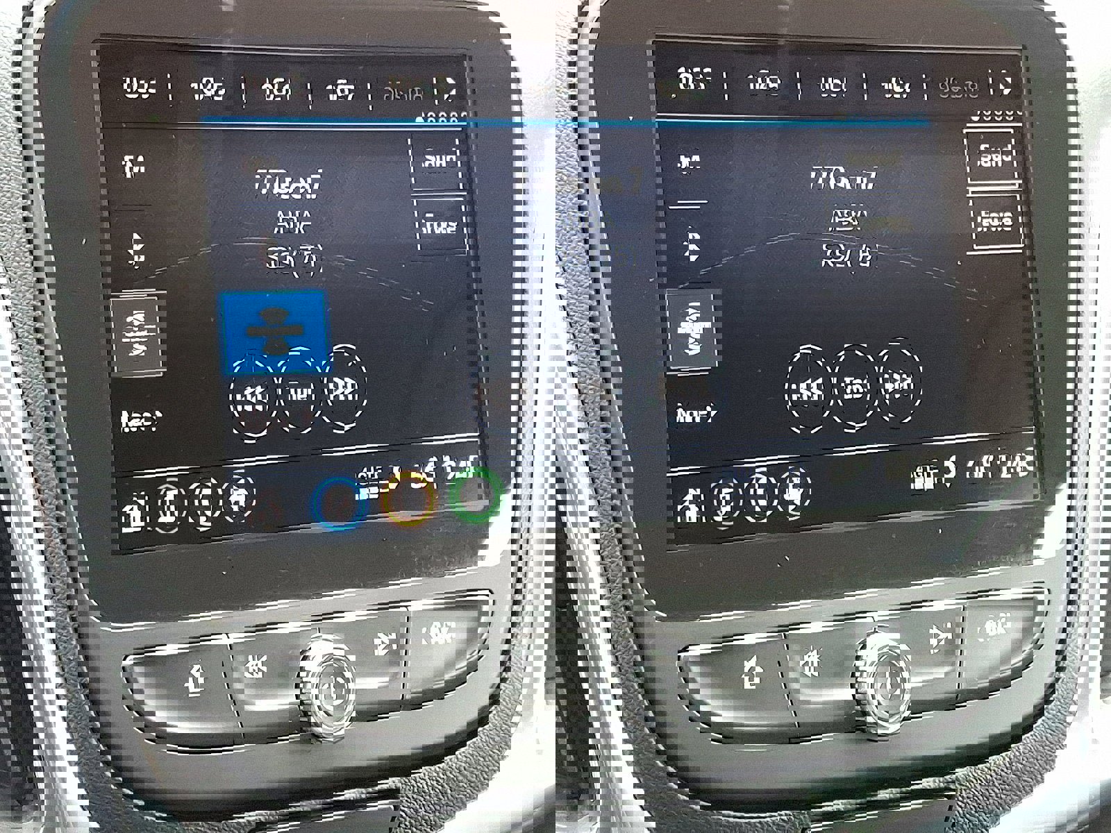 Used 2019 Chevrolet Equinox Premier image 16