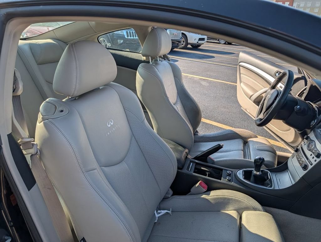Used 2009 INFINITI G37 Sport w/ Premium Pkg RWD image 15