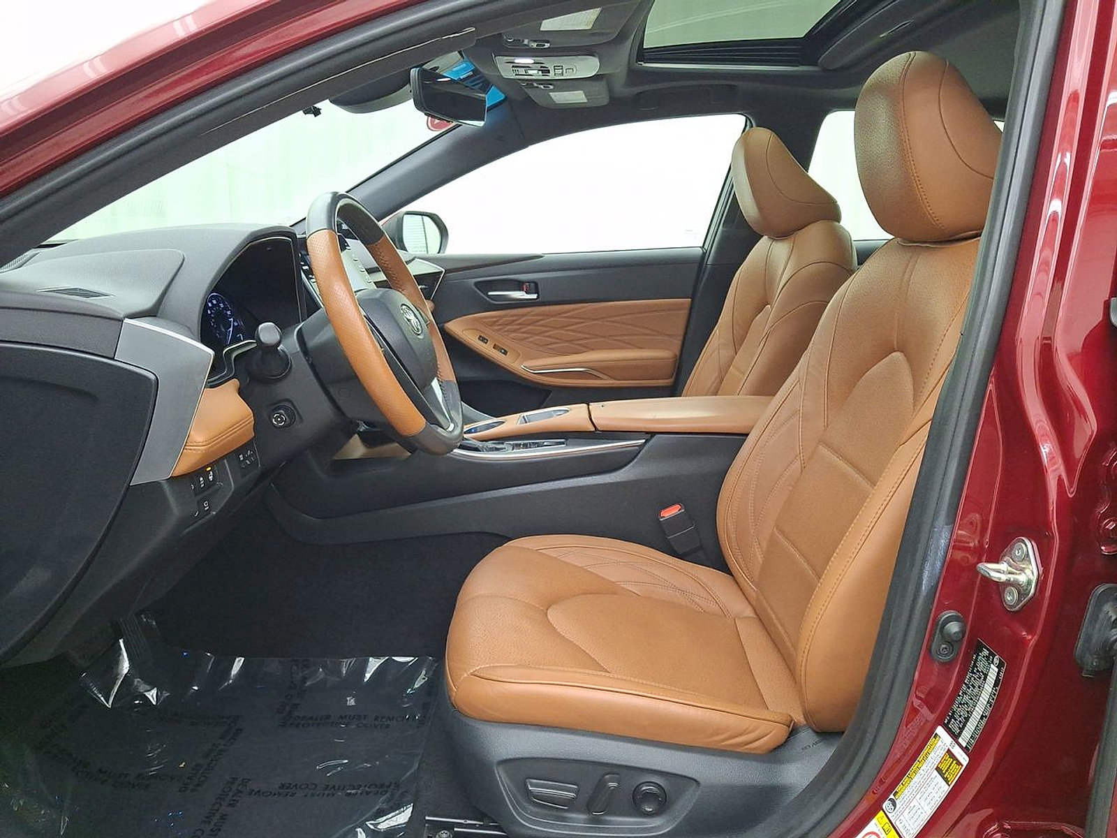 Certified 2019 Toyota Avalon Limited w/ Advanced Safety Package FWD image 15