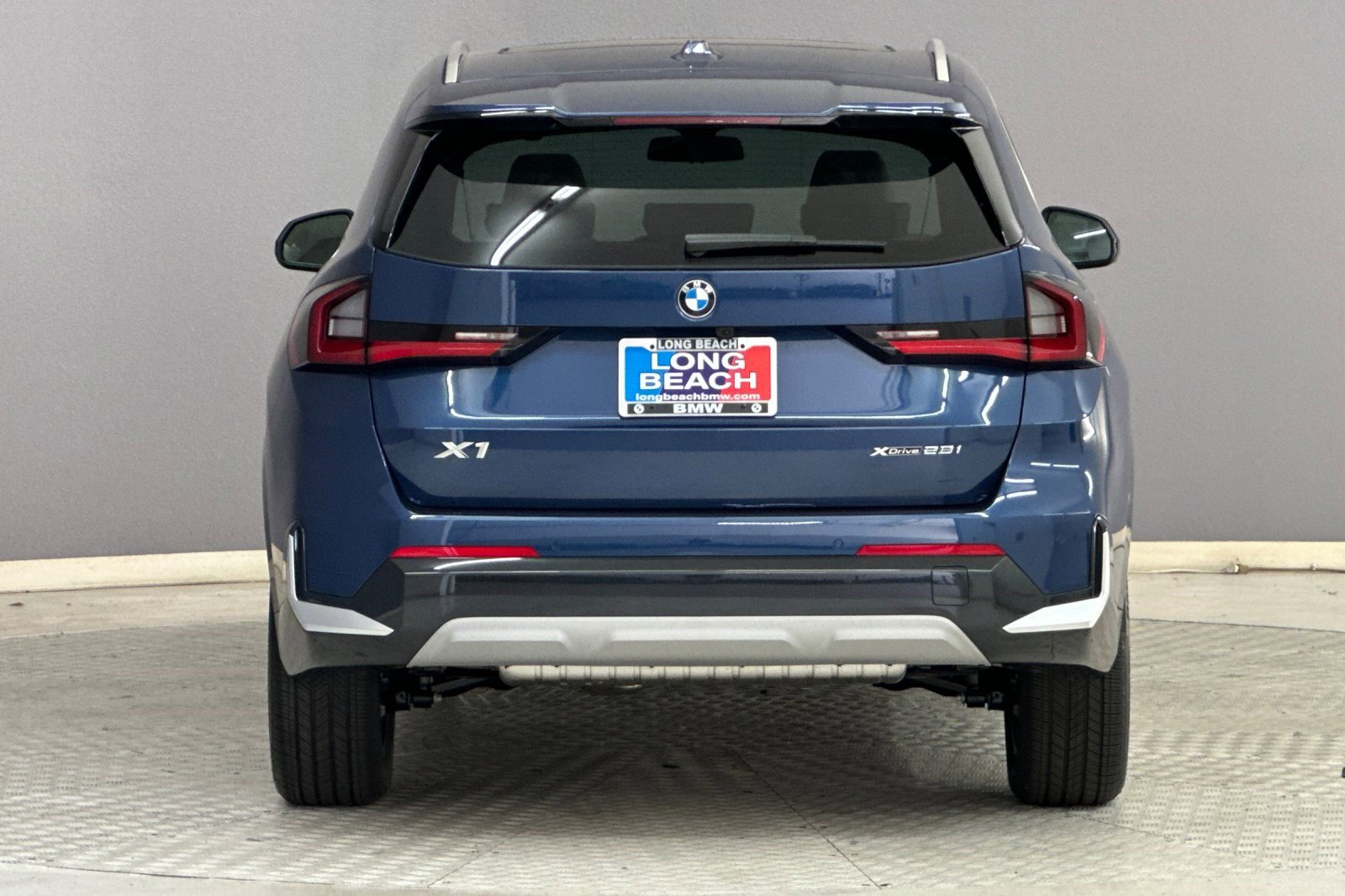 Used 2025 BMW X1 xDrive28i w/ Technology Package image 10