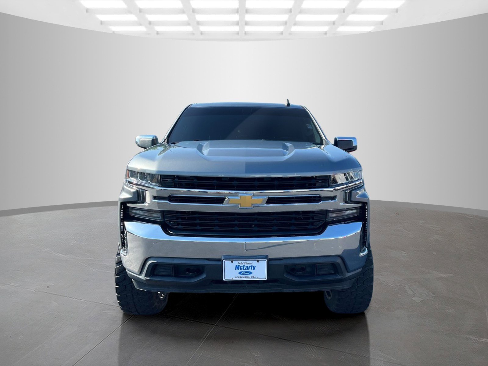 Used 2020 Chevrolet Silverado 1500 LT w/ Texas Edition AWD/4WD image 2