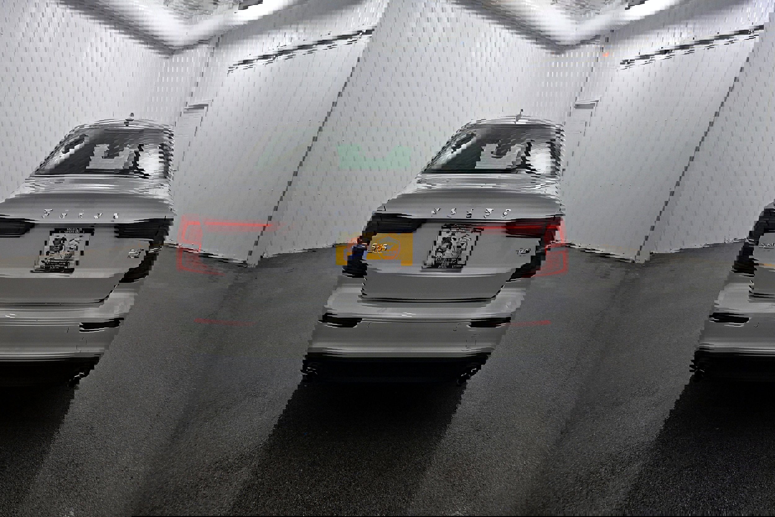 Used 2019 Volvo S60 T6 Momentum w/ Multimedia Package image 31