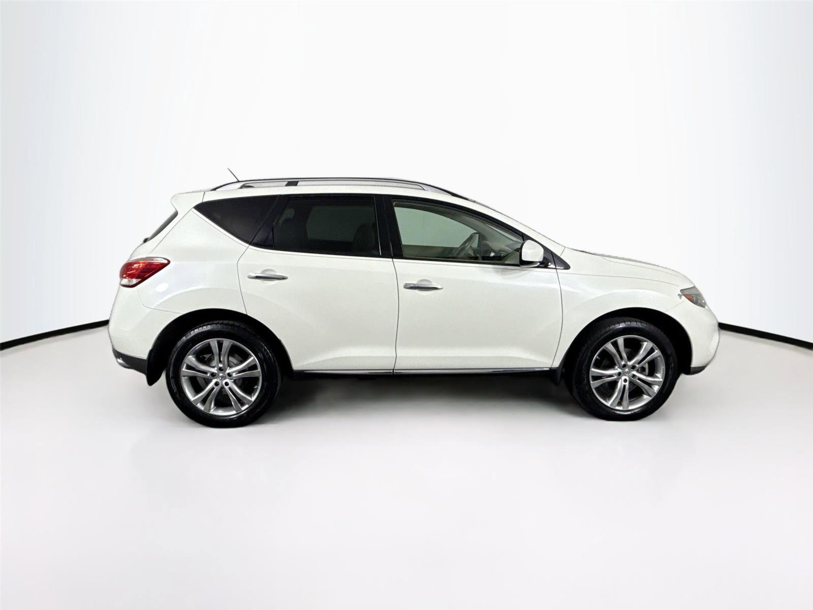 Used 2011 Nissan Murano LE image 10