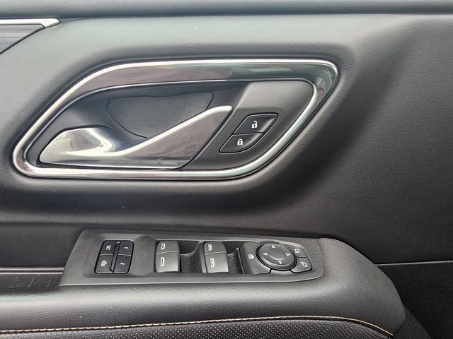 Used 2023 GMC Yukon SLT RWD image 30