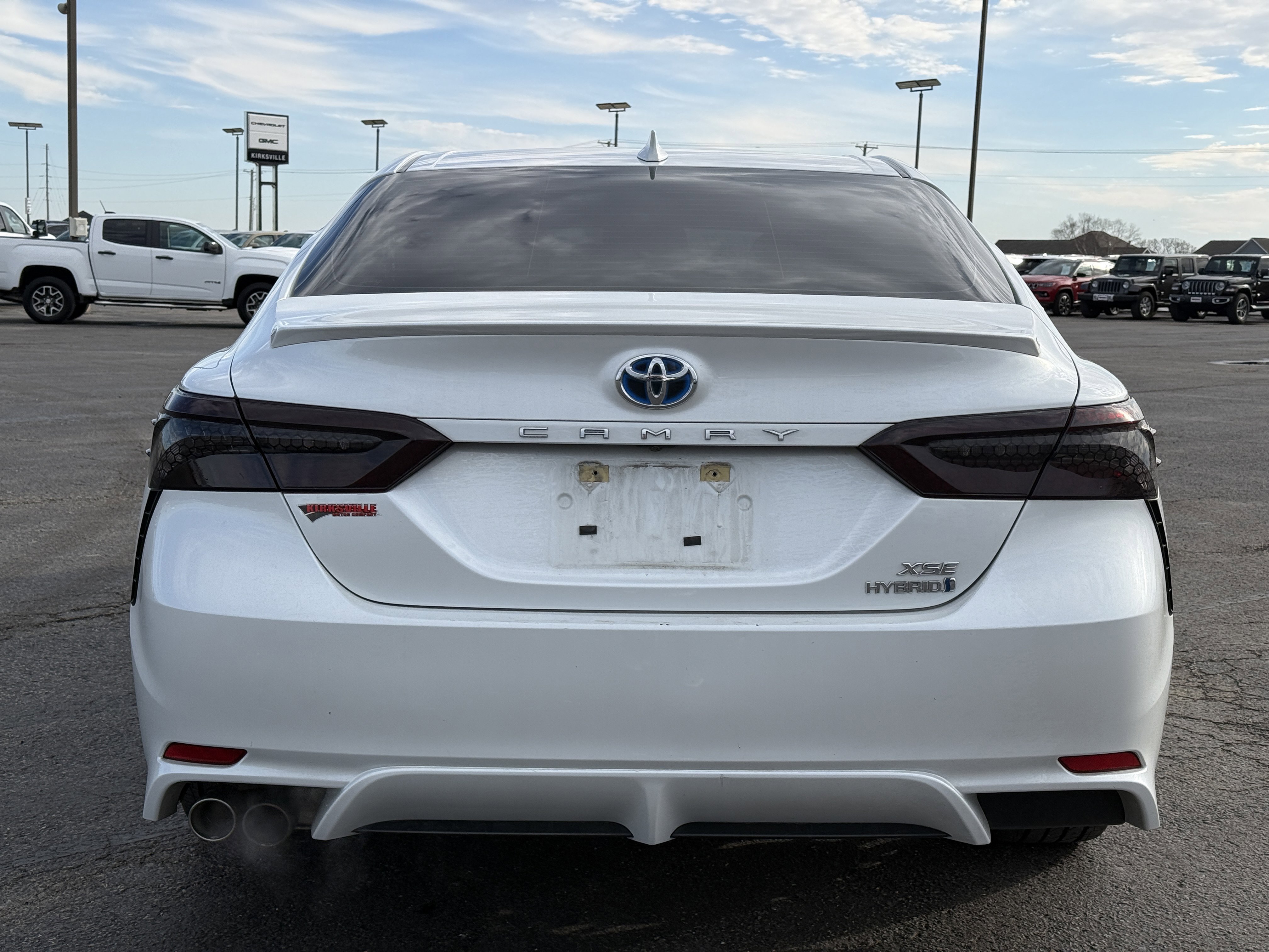 Used 2022 Toyota Camry XSE w/ Cold Weather Package image 4