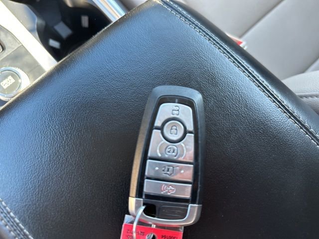 Used 2024 Ford Explorer Limited image 40