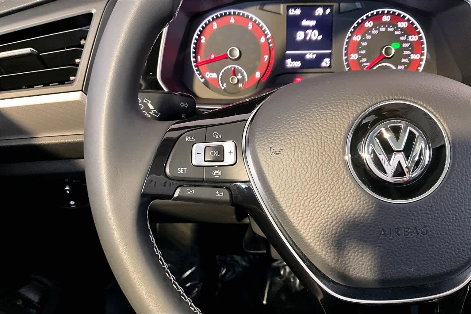 Used 2021 Volkswagen Jetta SE FWD image 24