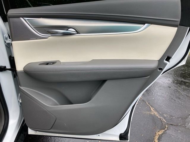 Used 2022 Cadillac XT5 Premium Luxury AWD/4WD image 39