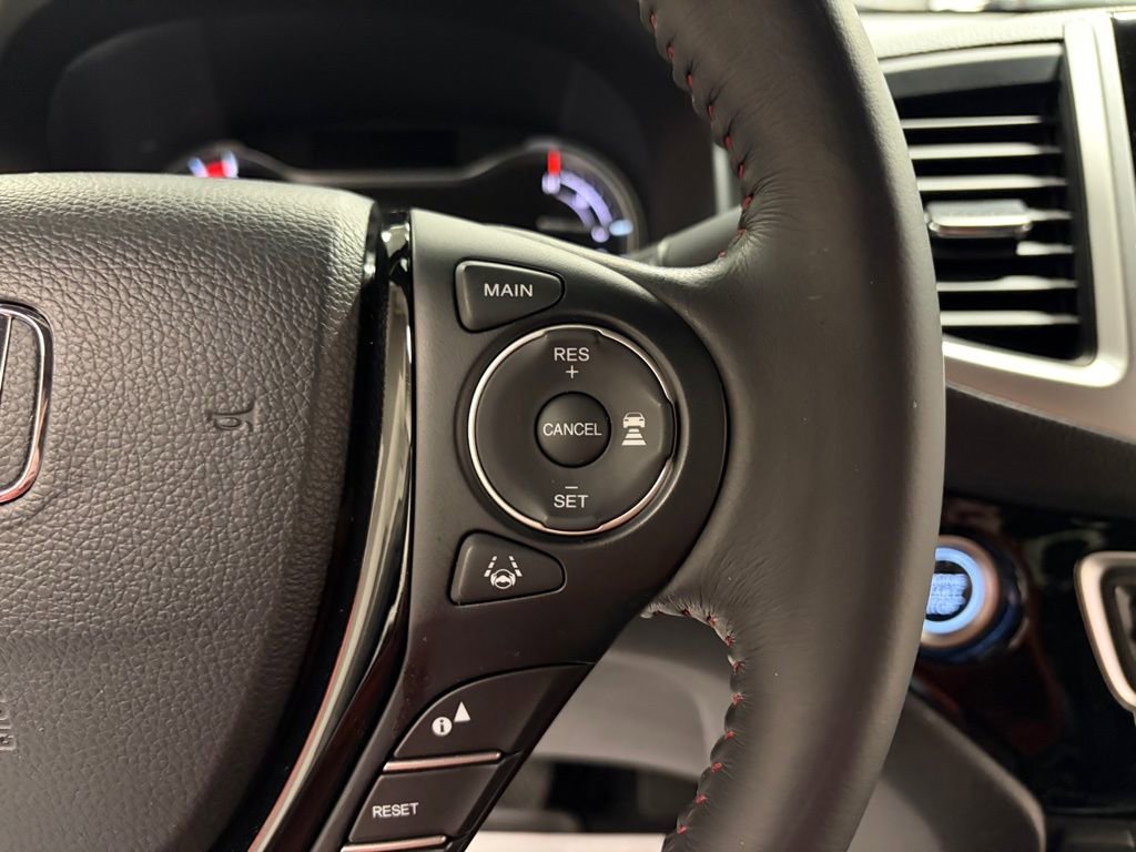 Used 2018 Honda Ridgeline Black Edition image 15