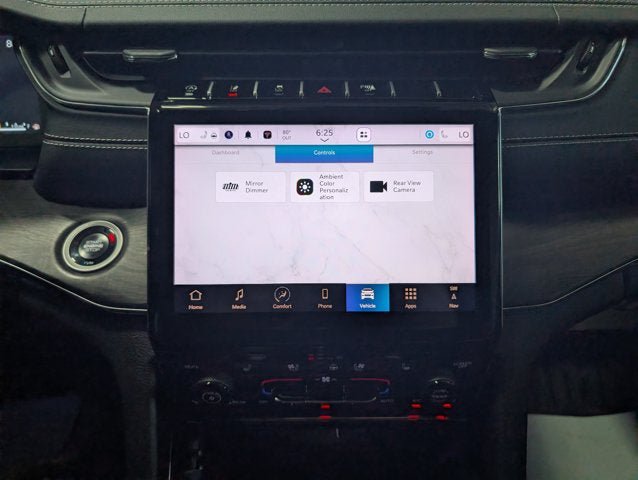 Used 2024 Jeep Grand Cherokee Overland w/ Luxury Tech Group IV AWD/4WD image 22