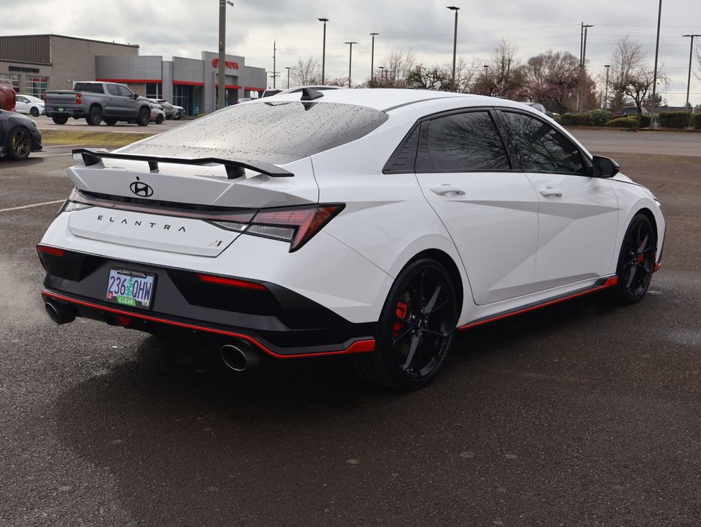 Used 2025 Hyundai Elantra N image 8