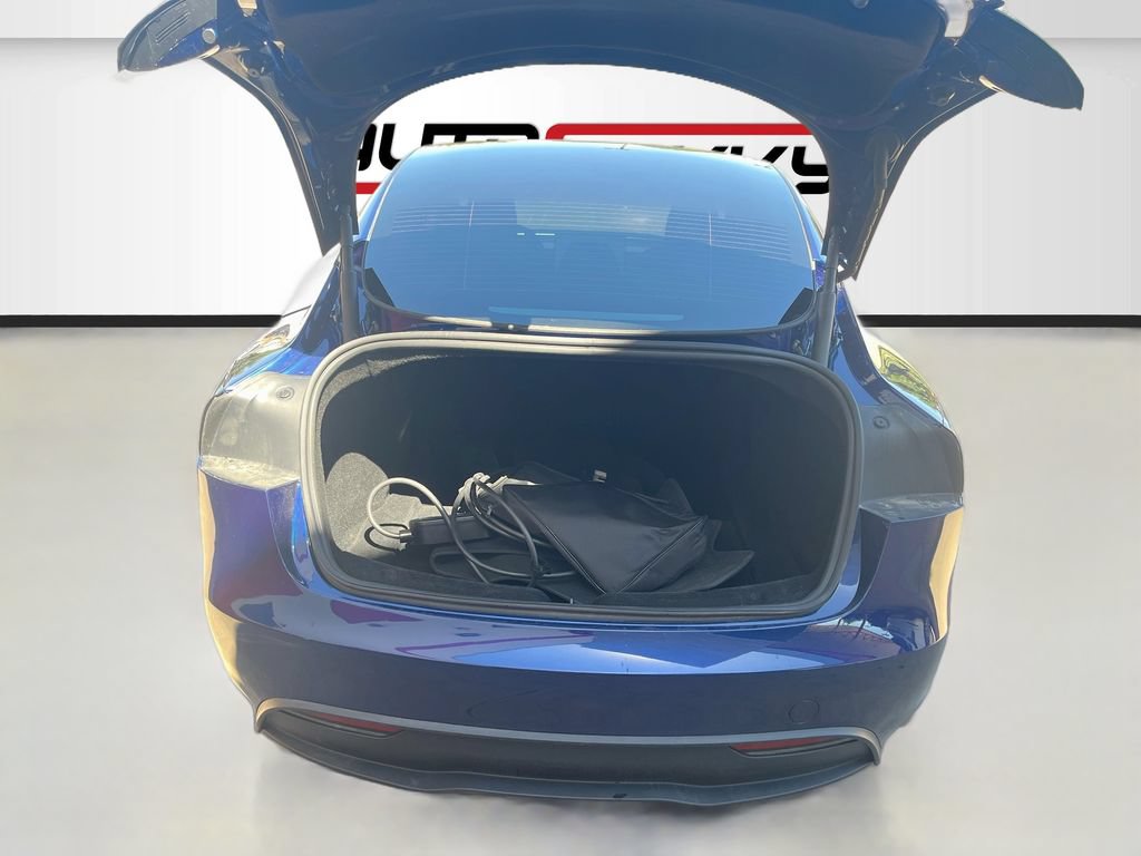 Used 2025 Tesla Model 3 Long Range AWD/4WD image 28