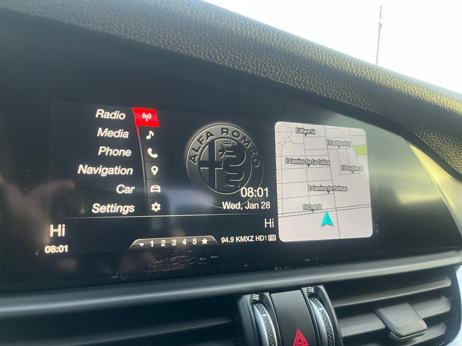 Used 2018 Alfa Romeo Giulia Base image 27