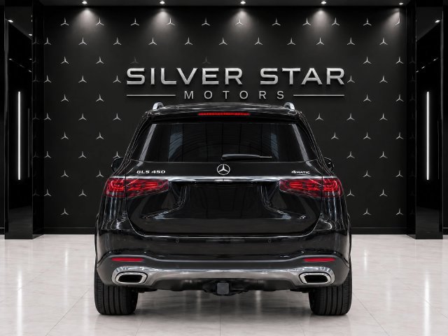 Used 2024 Mercedes-Benz GLS 450 4MATIC image 6