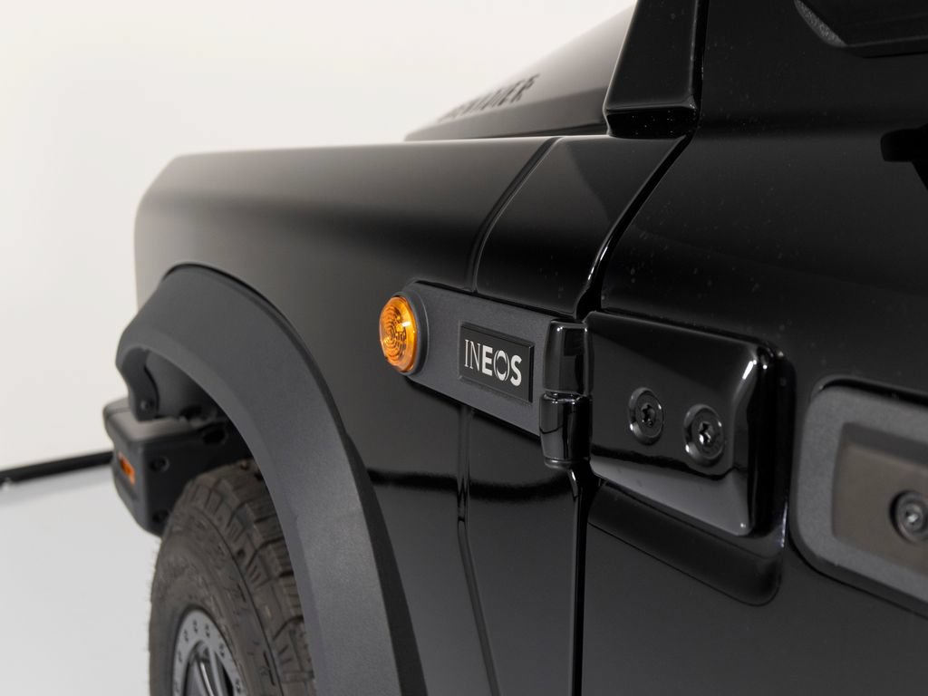 New 2026 INEOS Grenadier Quartermaster Black Edition AWD/4WD image 44