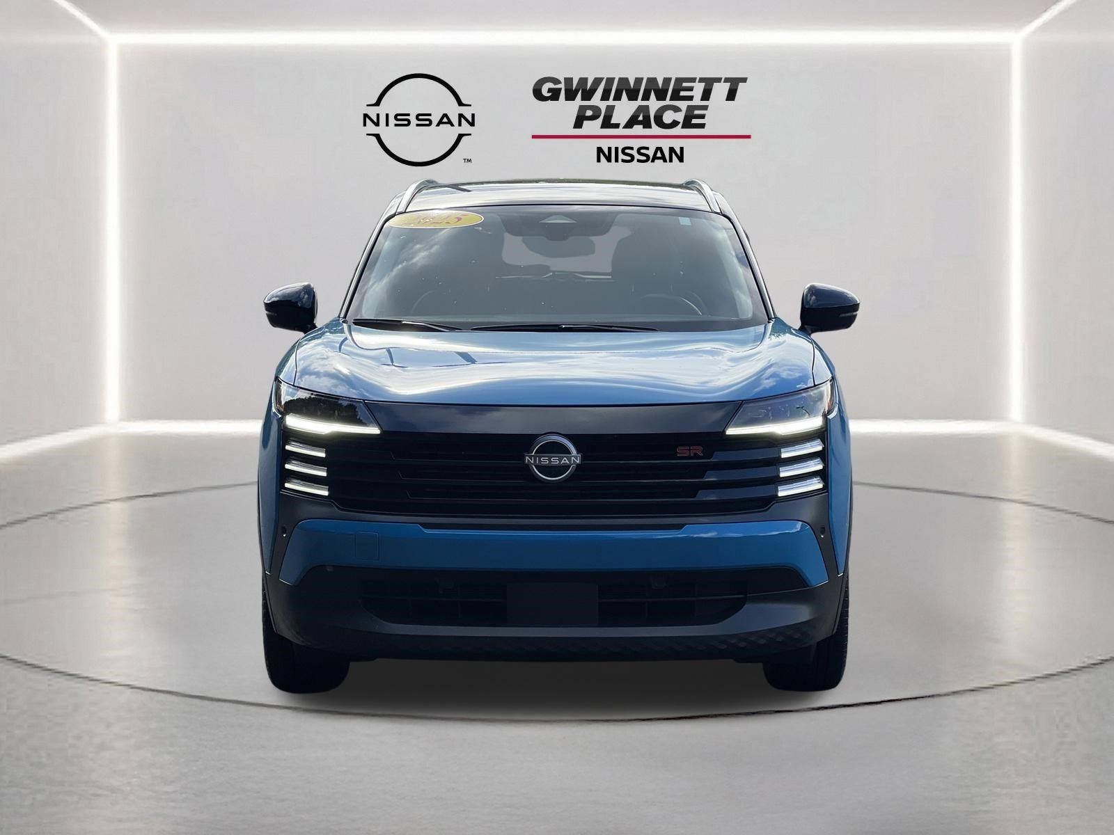Certified 2025 Nissan Kicks SR FWD image 29