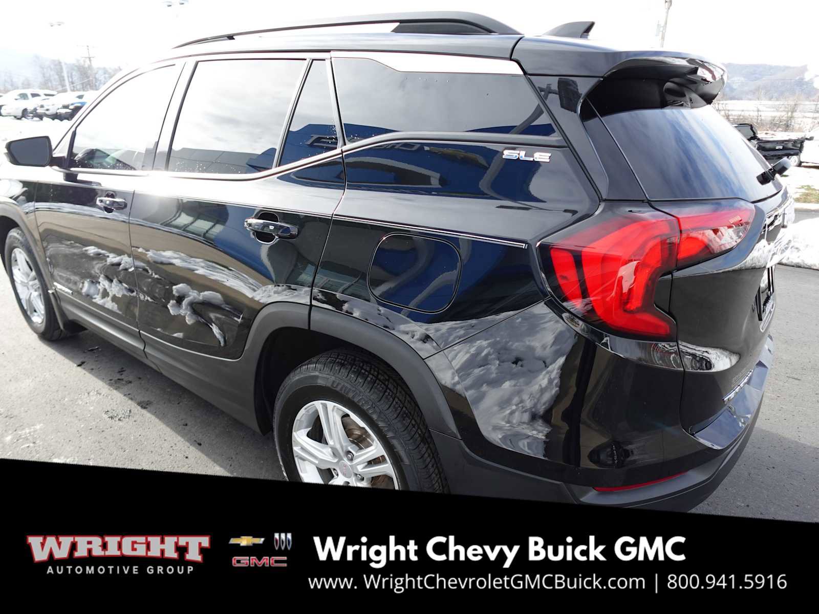 Used 2020 GMC Terrain SLE w/ Driver Convenience Package image 5